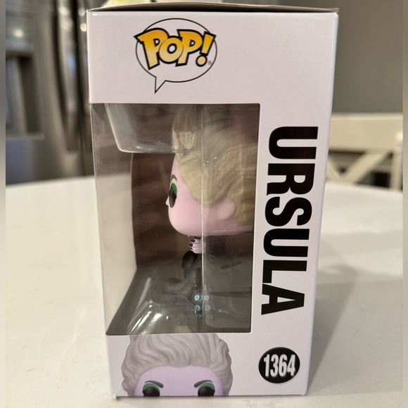 💜Ursula Funko💜 - Picture 2 of 5